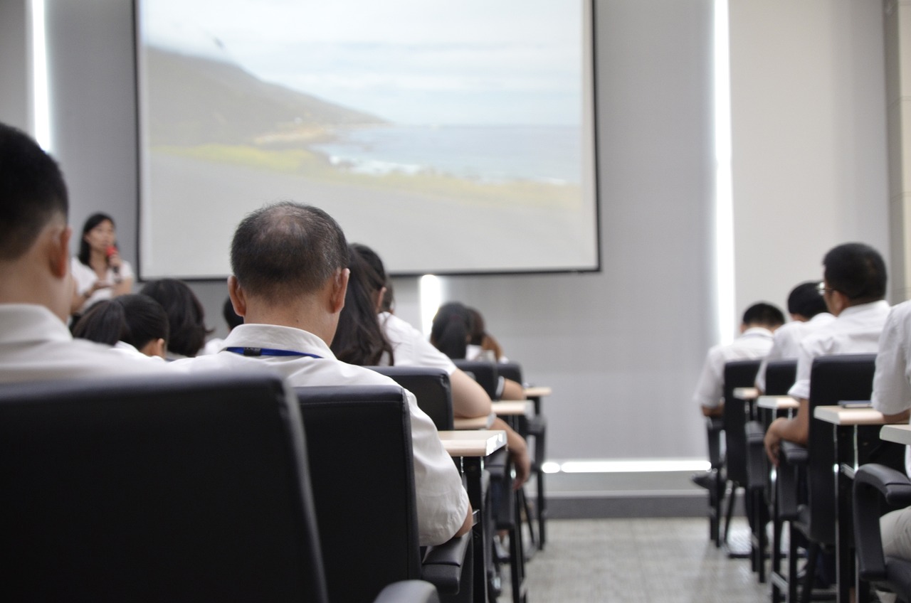 学生网上兼职，全新学习与收入模式的探索